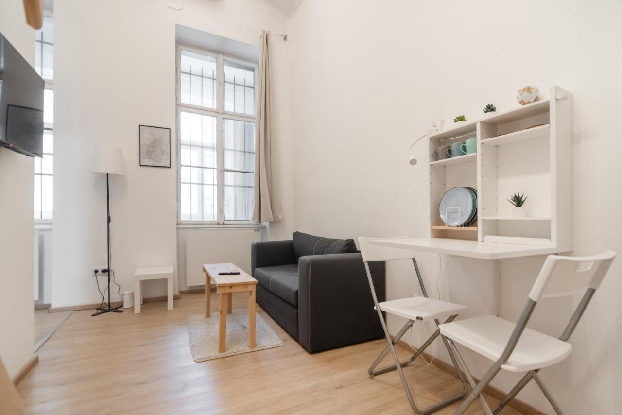 Ferienwohnung Klein, Aber Fein In Zentraler Ruhelage Wien Exterior foto